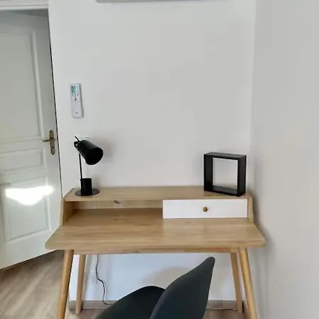 * Maison Chez J&j - Cite Medievale * Каркассонн