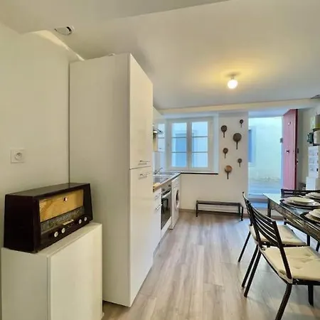 * Maison Chez J&j - Cite Medievale * * Carcassonne