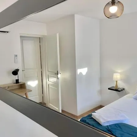 * Maison Chez J&j - Cite Medievale *